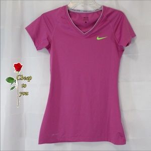 NIKE PRO PINK SPORT TOP SIZE SMALL